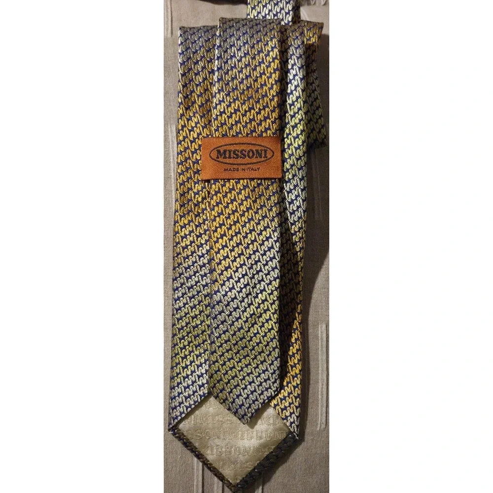 Missoni Cravette‎ Men's NeckTie 100% Silk Zig Zag Tie Suit Career Professional
